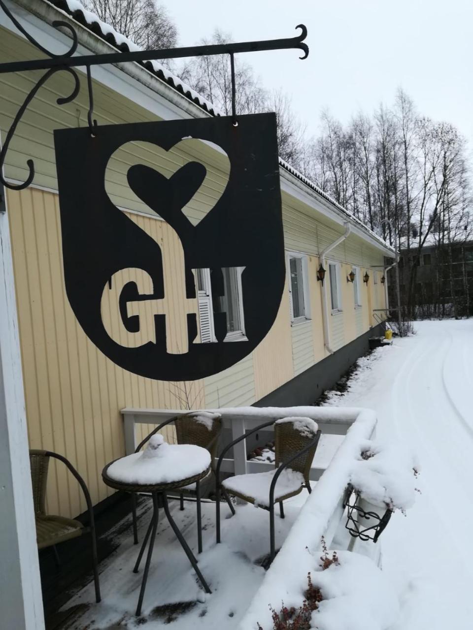 Gasthaus Henri Raisio Exterior foto